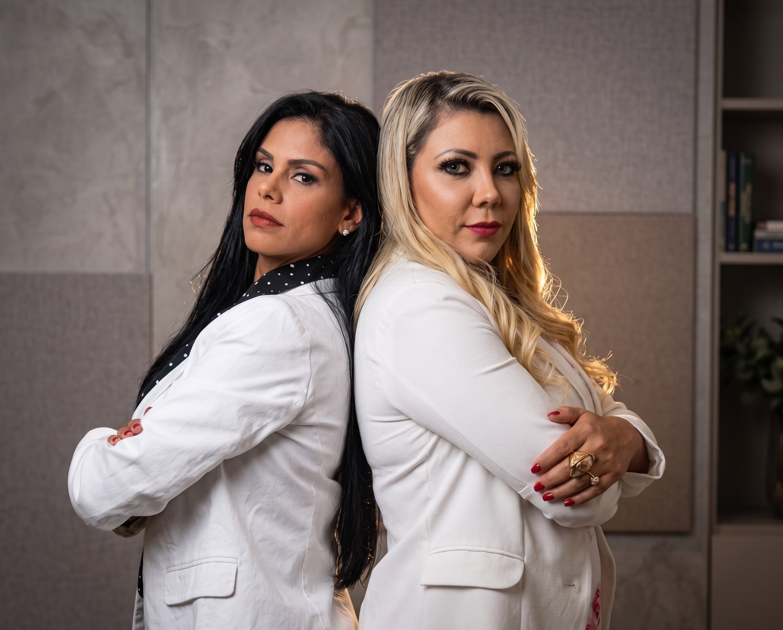 Drª Jully Albuquerque & Drª Maíra de Sá Mendes - Sócias Fundadoras VM Advocacia